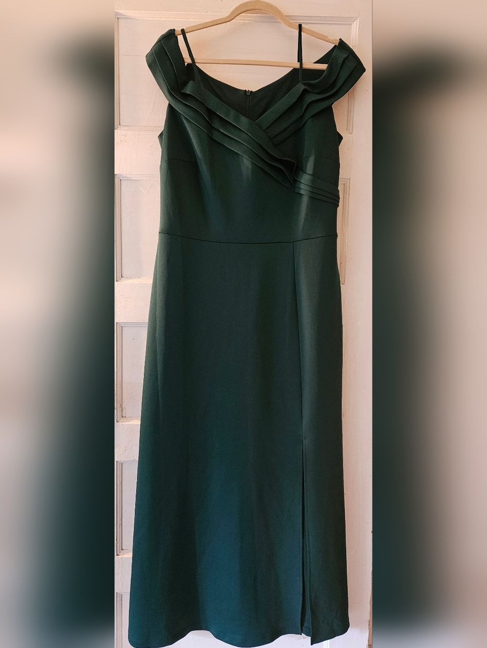 Alexa B Elegant Dark Green Off The Shoulder Maxi Dress - Women's Formal